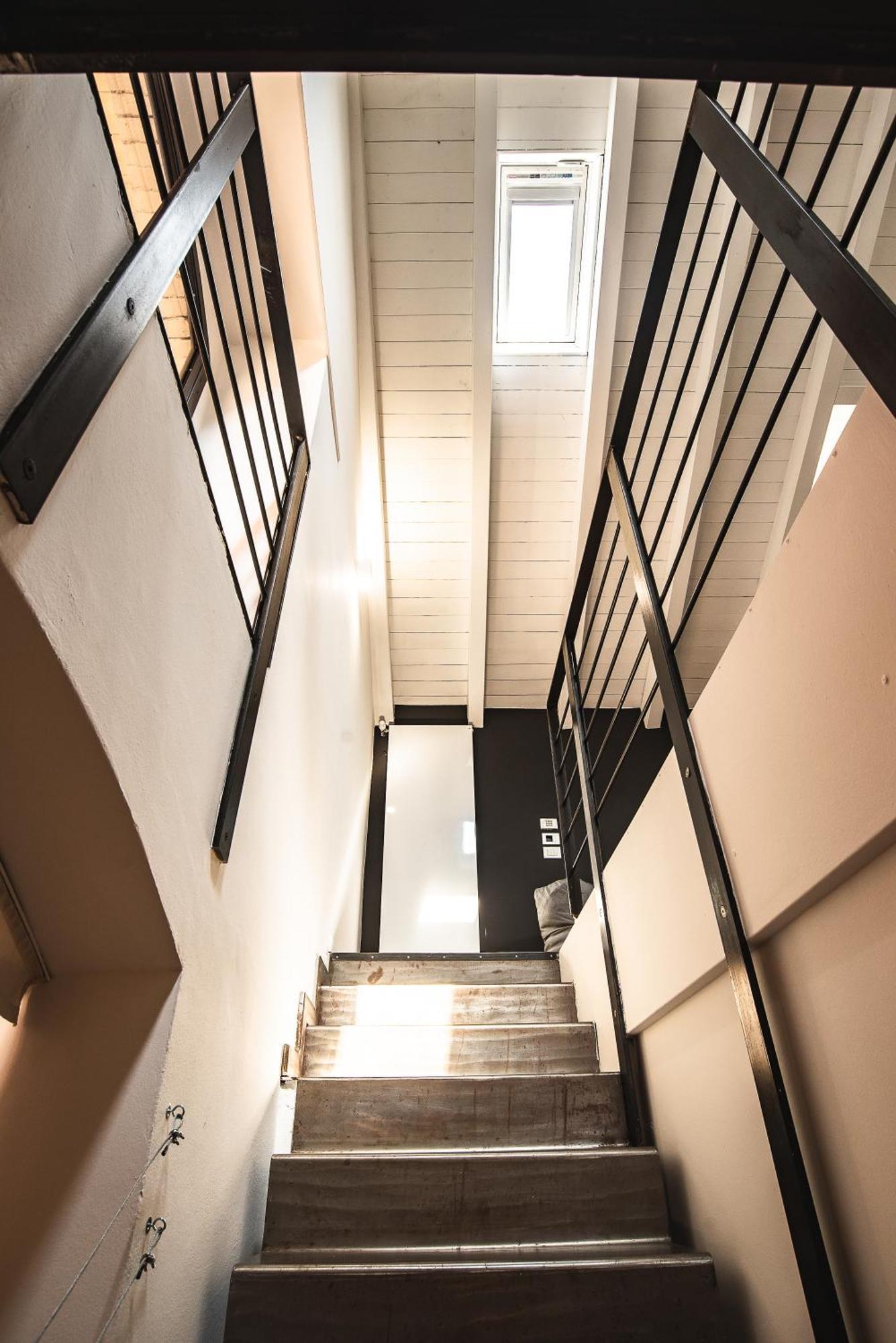 Apartment Luxury Industrial Vicino Al Centro Con Garage